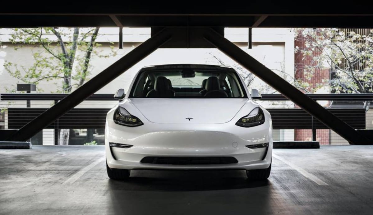 Un Tesla por menos de 30.000 o el Dacia eléctrico por 11.000 euros: así como coches eléctricos con ayudas de Gobierno |  Economía nacional e internacional