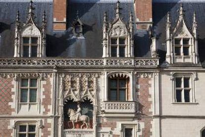 Detalle de la fachada del castillo de Blois.