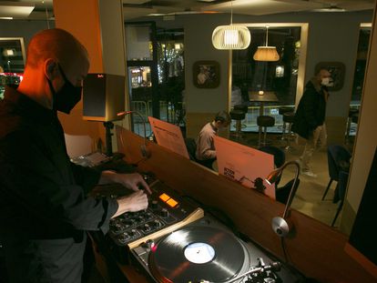 Primer club audiófilo en la Sala Tempo de Madrid, caracterizada por la calidad de sus equipos de sonido.