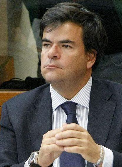 Fotografía de archivo fechada el 2 de abril de 2009 del diputado del PP en la Asamblea de Madrid Alfonso Bosch Tejedor.