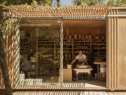 Un espacio único escondido entre la naturaleza de un pueblo de Ibiza