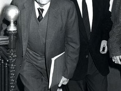 Manuel Andújar (izquierda), en el año 1989.
