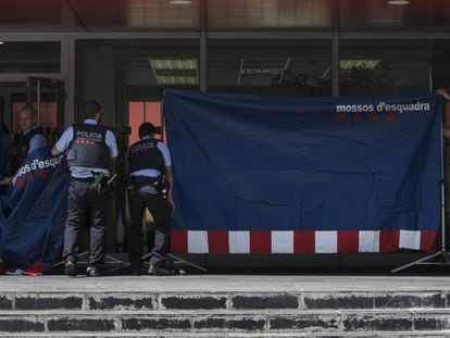 Los Mossos se preparan para la reconstrucción, bajo tutela judicial, del asalto a la comisaría.