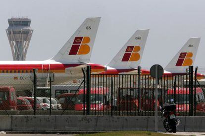 Aviones de Iberia en el aeropuerto de El Prat.