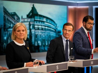 Desde la izquierda, la líder de los socialdemócratas, Magdalena Andersson; Ulf Kristersson, líder de los Moderados, y Jimmie Akesson, líder de los Demócratas de Suecia, en un debate electoral el pasado 9 de septiembre.