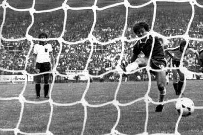 Caszely falla un penalti contra Austria en el Mundial de España 82