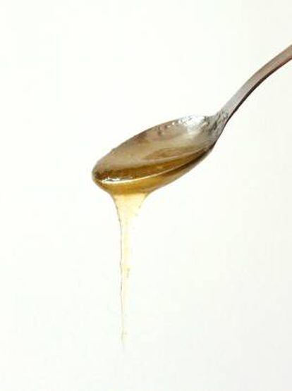 A la miel industrial se le añade azúcar