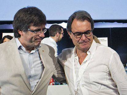 Carles Puigdemont y Artur Mas en el Congreso Fundacional de la nueva Convergencia.