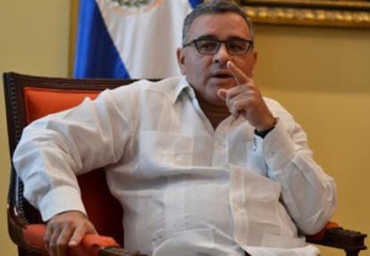 Mauricio Funes, presidente de El Salvador, durante a entrevista.