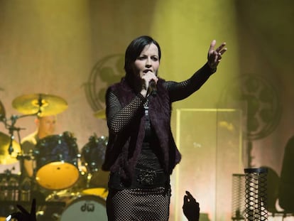 Dolores O'Riordan, a França, en una imatge d'arxiu.