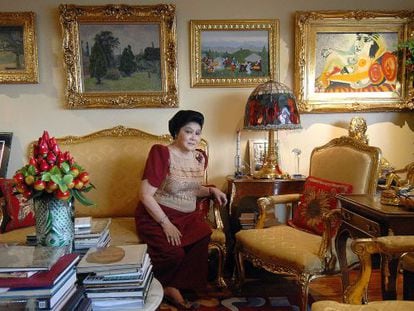 Imelda Marcos en su apartamento de Manila en 2007.