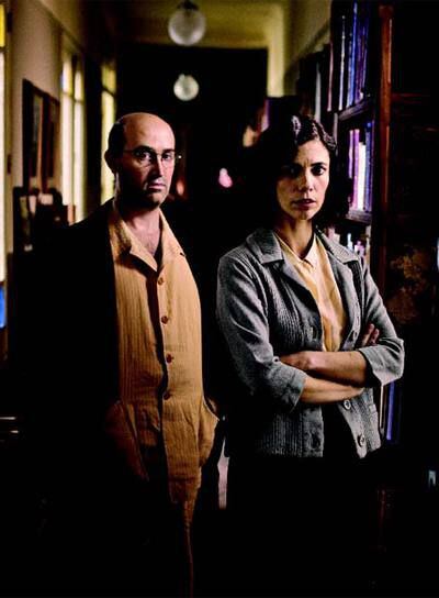 Javier Cámara y Maribel Verdú, protagonistas de la película <i>Los girasoles ciegos,</i> basada en el libro homónimo de Alberto Méndez.