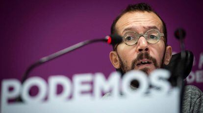 El secretario de Organización de Podemos Pablo Echenique, durante la rueda de prensa tras el Consejo de Podemos esta mañana en Madrid. 