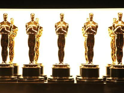 Estatuillas de los Oscar en una ceremonia previa.