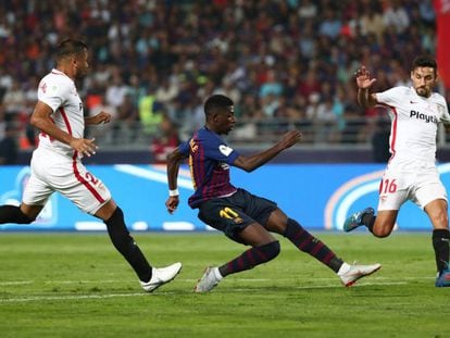 Dembélé chuta a portería en la final de la Supercopa.