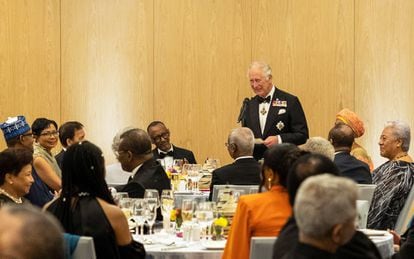 Carlos de Inglaterra el 24 de junio en Kigali (Ruanda), donde presidió la reunión de la Commonwealth
