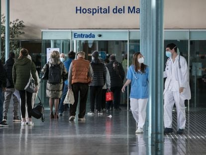Punto de acceso para pacientes y familiares del Hospital del Mar de Barcelona.