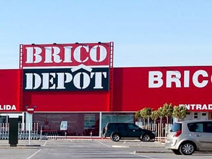 La dueña de Brico Depôt activa la venta de sus tiendas en España y Portugal