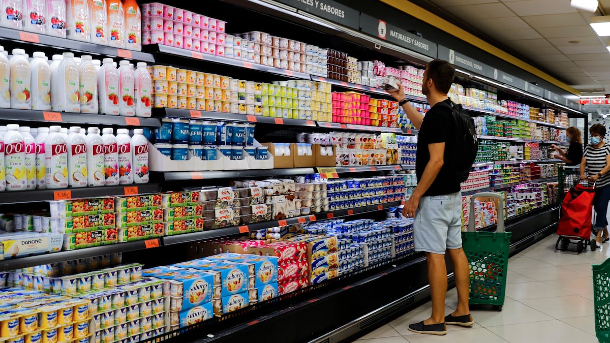 El gasto de los hogares desaparece al 8% con la subida de la inflación |  Economía