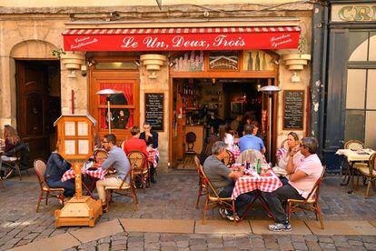 El restaurante Le Un, Deux, Trois, un tradicional 'bouchon' en la parte vieja de Lyon.