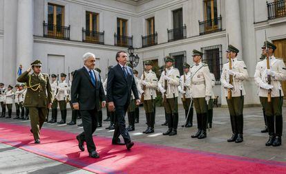El presidente de Chile, Sebastián Piñera, recibe con honores en La Moneda a su par de Brasil, Jair Bolsonaro.