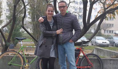Jga Ciborowska, de 34 años, y Artur Kutylowski, de 42, el sábado pasado en Varsovia.