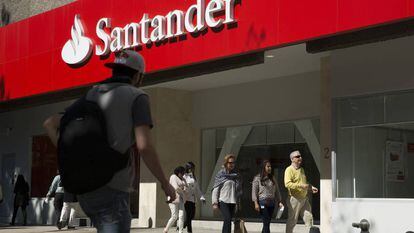 Una sucursal del banco Santander, en Ciudad de México.