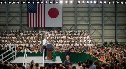 Obama habla este viernes ante tropas estadounidenses y japonesas en Iwakuni, cerca de Hiroshima (Japón).