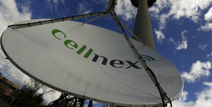 Antenas de televisión de Cellnex situadas en Torrespaña.