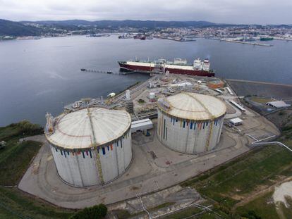 Terminal de gas natural licuado de Reganosa, en Mugardos (A Coruña).