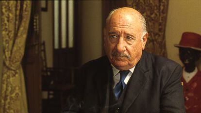 Alfredo Landa en la película 'Luz de domingo', de Garci.