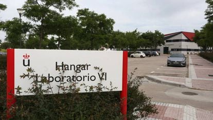 Hangar en el campus de Fuenlabrada de la Universidad Rey Juan Carlos.