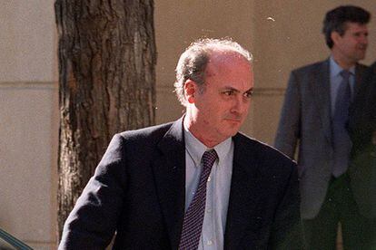 El juez García-Castellón, a su salida de la Audiencia Nacional, en enero de 2000.