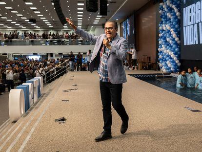 El pastor Silas Malafaia, el domingo 25 de septiembre, en la principal sede de la Asamblea de Dios Victoria en Cristo, en Río de Janeiro.