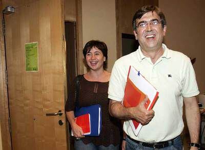 Francesc Antich,  candidato del PSOE a presidente de Baleares, y Francina Armengol, dirigente socialista en Mallorca.