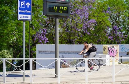 Termómetro a 40 grados, el pasado jueves en Sevilla.