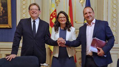 Ximo Puig, Mónica Oltra y Rubén Martínez Dalmau den 2019, cuando cerraron los primeros acuerdos para formar el gobierno autonómico.