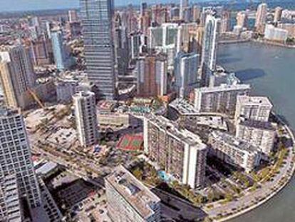 Sacyr negocia la venta al Santander de una torre en Miami