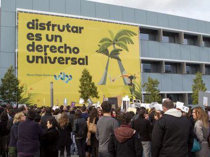 Trabajadores de Orizonia protestan en febrero por la situaci&oacute;n de la empresa. 