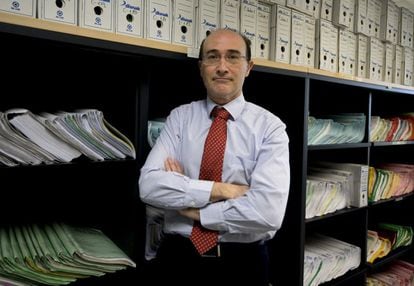 El juez Juan Carlos Mompó, en el juzgado de Primera Instancia de Valencia.