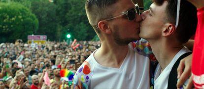 Los rusos Max y Nick, en el World Pride en 'The Best Day Of My Life'.