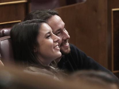 Irene Montero y Pablo Iglesias, en un pleno del Congreso. 