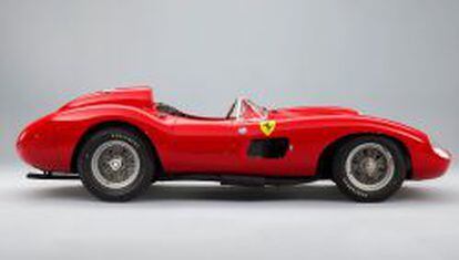 Ferrari 335 Sport Scaglietti, el más caro de la historia: se pagó por él 32 millones de euros en una subasta.