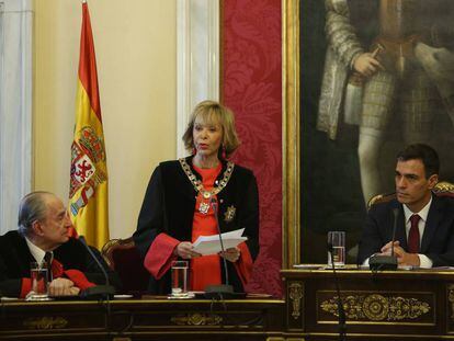 María Teresa Fernández de la Vega toma posesión como presidenta del Consejo de Estado.
 