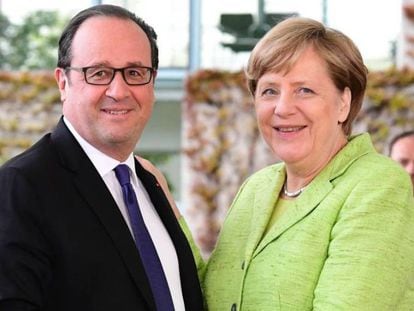 Merkel recibe en Berlín al presidente saliente francés, François Hollande.