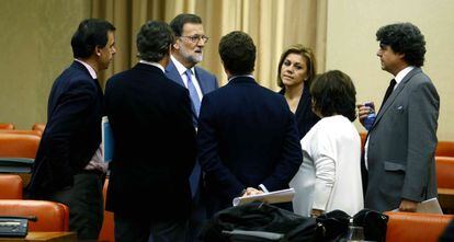 Mariano Rajoy después de la reunión con su formación.