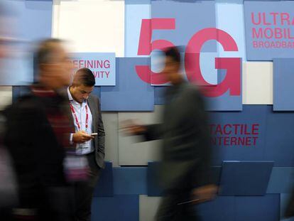 Panel anunciando la tecnolog&iacute;a 5G en el Mobile World Congress de Barcelona.