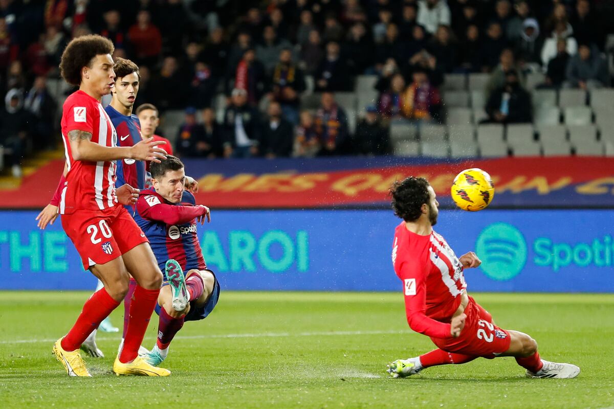 FC Barcelona-Atlético de Madrid, en directo | Ambos equipos buscan no rezagarse en la disputa por el título de liga | Fútbol | Deportes