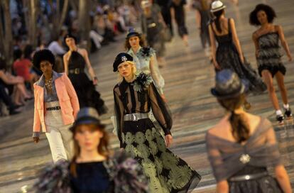 Desfile de la colección crucero de Karl Lagerfeld para Chanel, el pasado 3 de mayo en La Habana.