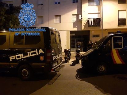 Detenidas siete personas en una operación contra el narcotráfico en la costa noroeste de Cádiz, entre las localidades de Rota y Chipiona.